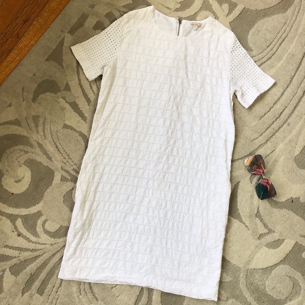 GAP Crisp Short Sleeve Eyelet Shift Dress 0 NWOT